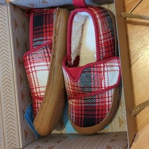 Toms red plaid inca shoes